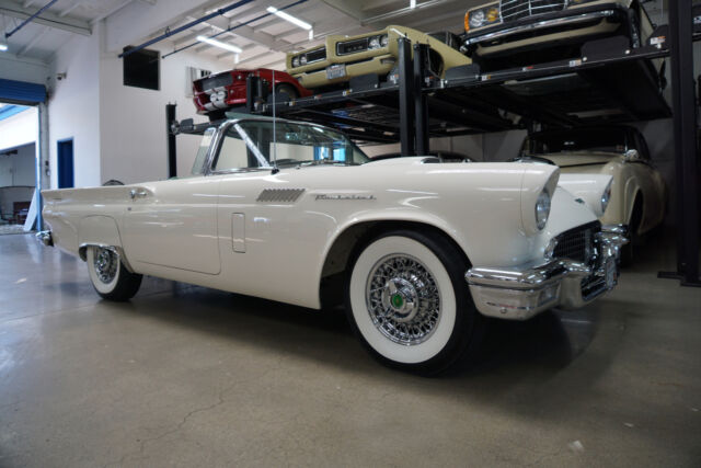 Ford Thunderbird 312 V8 Convertible 1957 image number 7