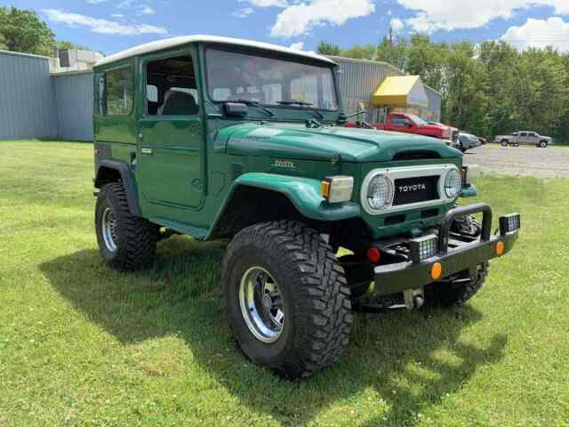 Toyota Land Cruiser 40 1977 image number 27