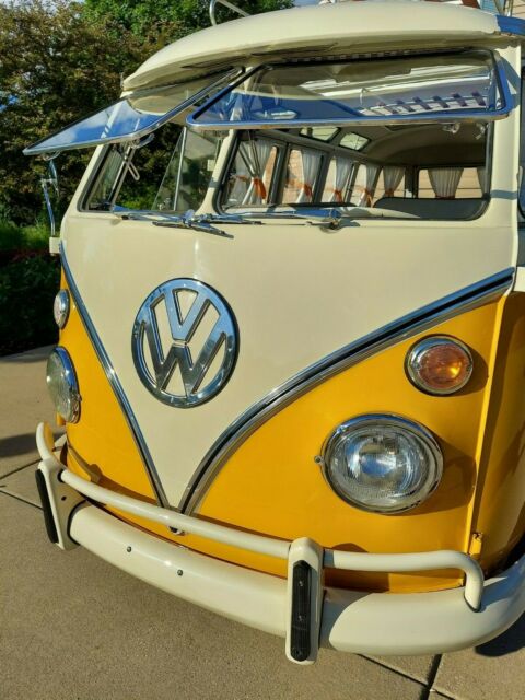 Volkswagen Bus/Vanagon 1974 image number 12