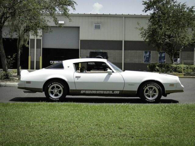 Pontiac Firebird 1978 image number 34