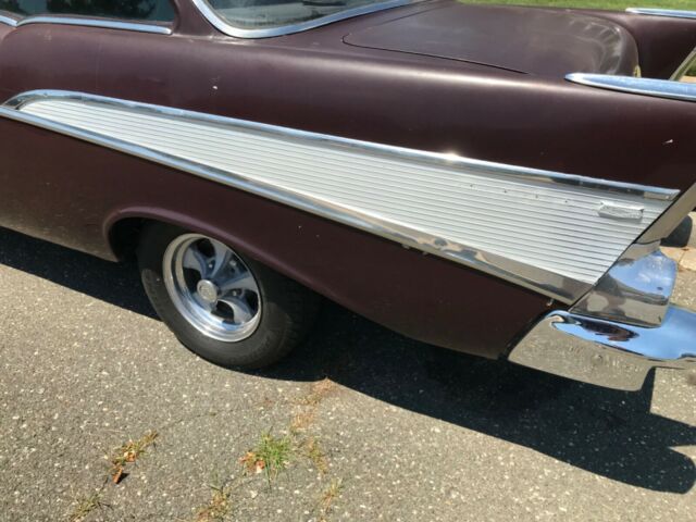 Chevrolet Bel Air/150/210 1957 image number 2