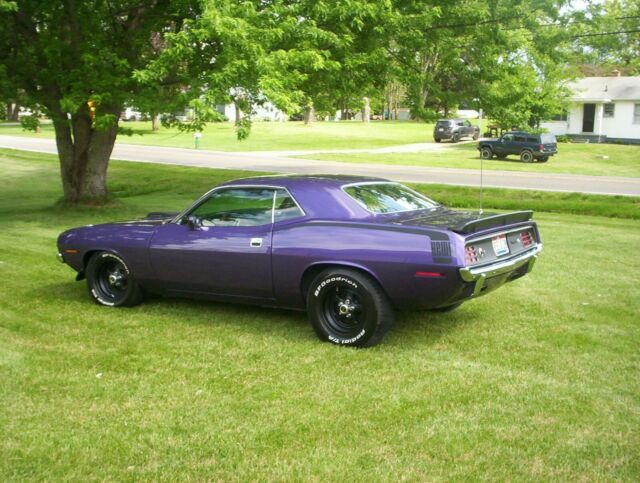 Plymouth Barracuda 1974 image number 0