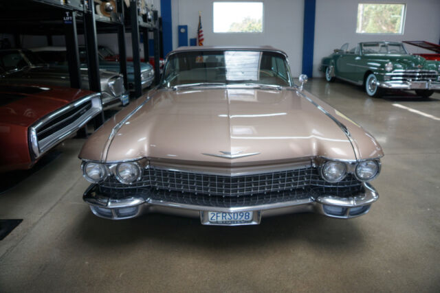 Cadillac Series 62 V8 Convertible 1960 image number 11