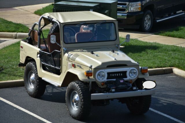 Toyota Land Cruiser 1970 image number 17