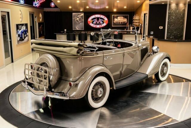 Ford Phaeton 1934 image number 14