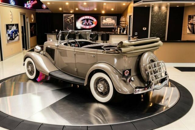 Ford Phaeton 1934 image number 18