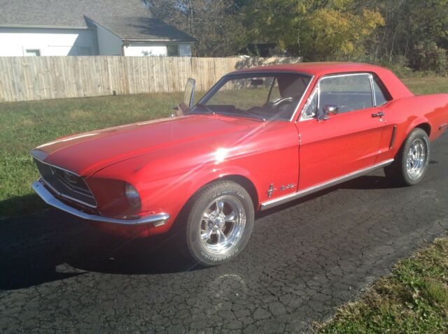 Ford Mustang 1968 image number 0