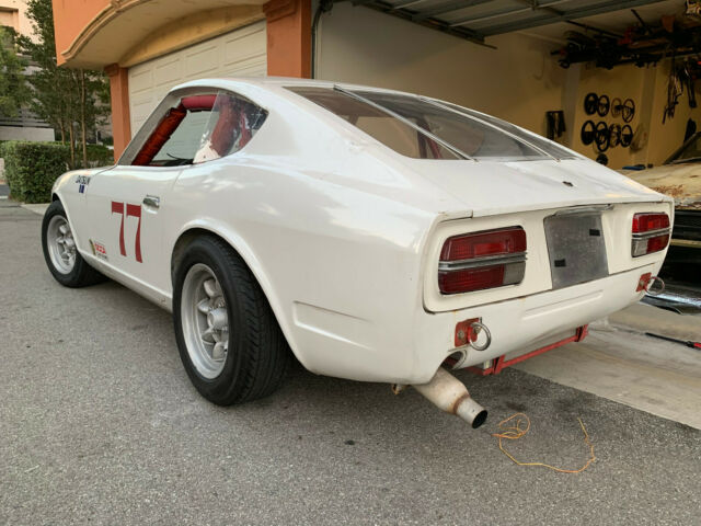 Datsun Z-Series 1971 image number 6