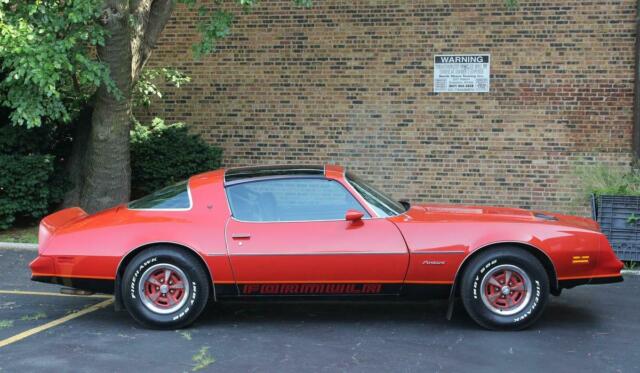 Pontiac Firebird 1978 image number 3