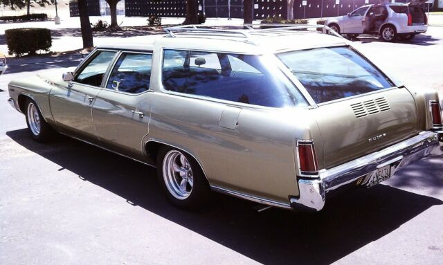 Buick Estate Wagon 1971 image number 0