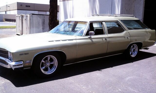 Buick Estate Wagon 1971 image number 15