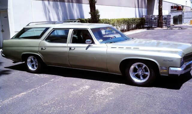 Buick Estate Wagon 1971 image number 18