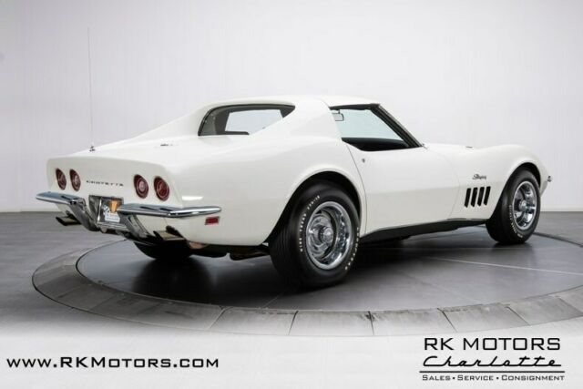 Chevrolet Corvette 1969 image number 1