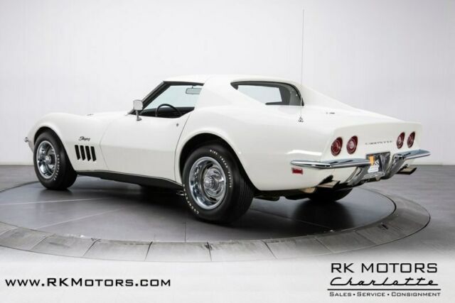 Chevrolet Corvette 1969 image number 7