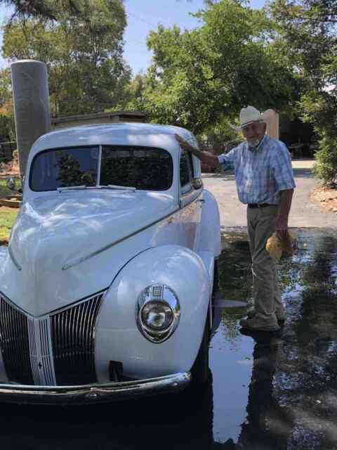 Ford Coupe 1940 image number 18