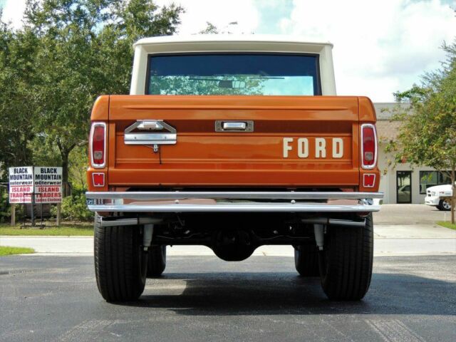 Ford Bronco 1976 image number 2