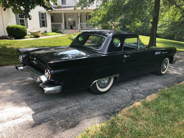 Ford Thunderbird 1957 image number 22