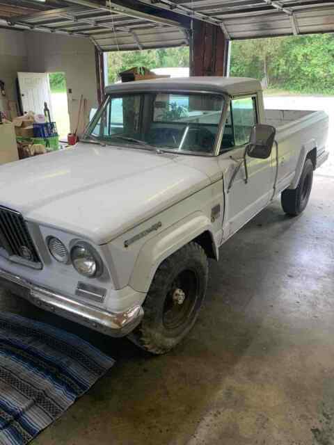 Jeep J3000 Gladiator 1967 image number 22