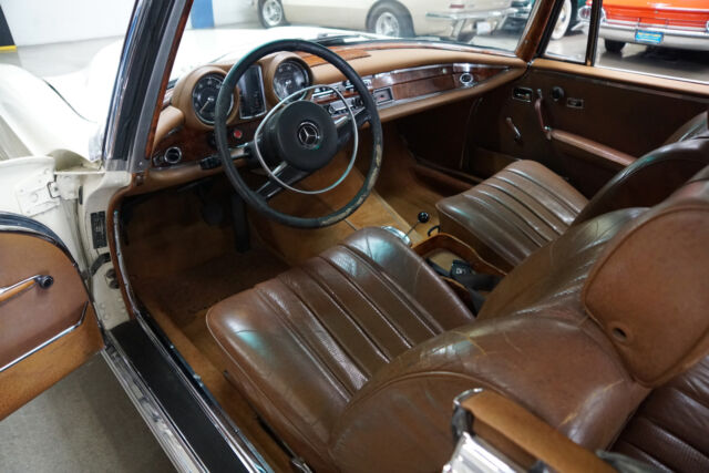 Mercedes-Benz 280SE 2.8 6 cyl 2 Door Coupe 1969 image number 46