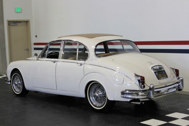 Jaguar Mark II 3.8 1962 image number 29