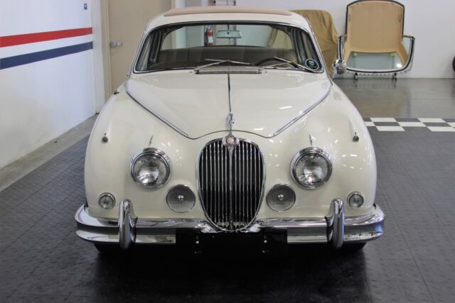 Jaguar Mark II 3.8 1962 image number 6