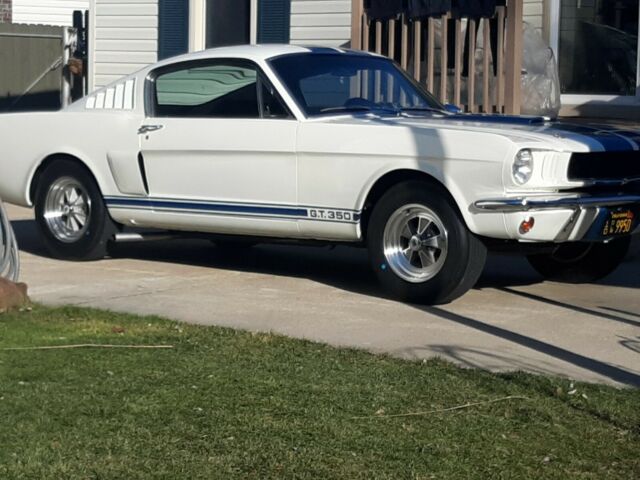 Ford Mustang 1965 image number 19