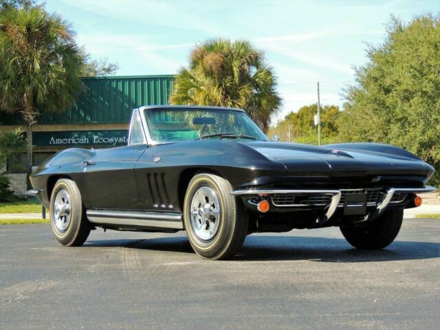 Chevrolet Corvette 1965 image number 0