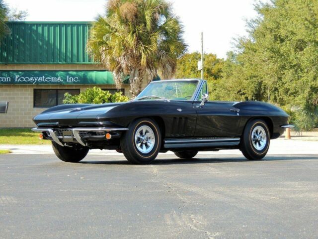 Chevrolet Corvette 1965 image number 14