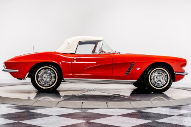 Chevrolet Corvette 1962 image number 40