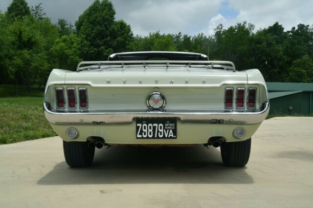 Ford Mustang 1968 image number 15