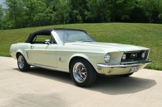 Ford Mustang 1968 image number 29