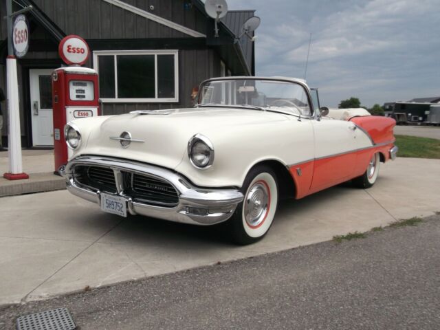 Oldsmobile Eighty-Eight 1956 image number 0