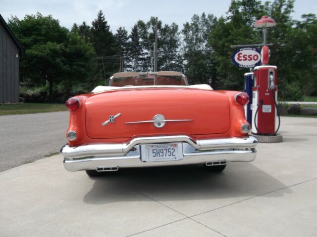 Oldsmobile Eighty-Eight 1956 image number 26