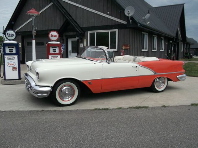 Oldsmobile Eighty-Eight 1956 image number 29