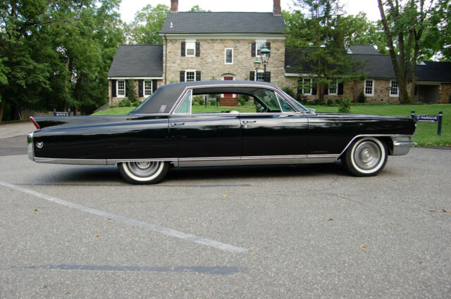 Cadillac Fleetwood 1963 image number 22