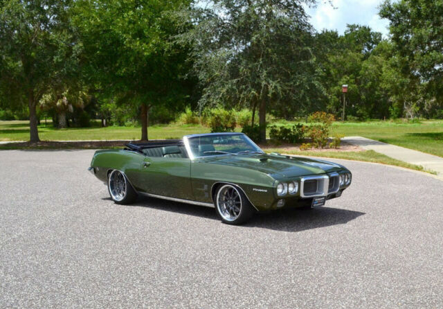 Pontiac Firebird 1969 image number 28