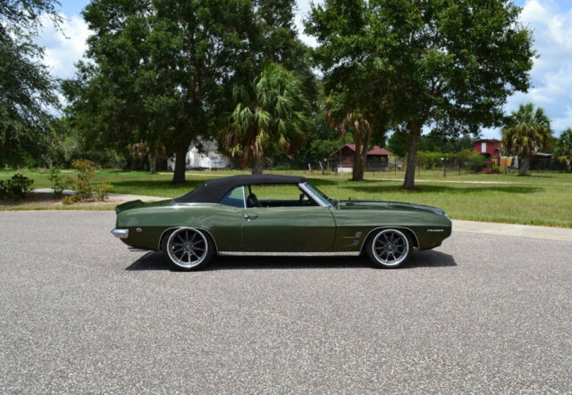 Pontiac Firebird 1969 image number 36