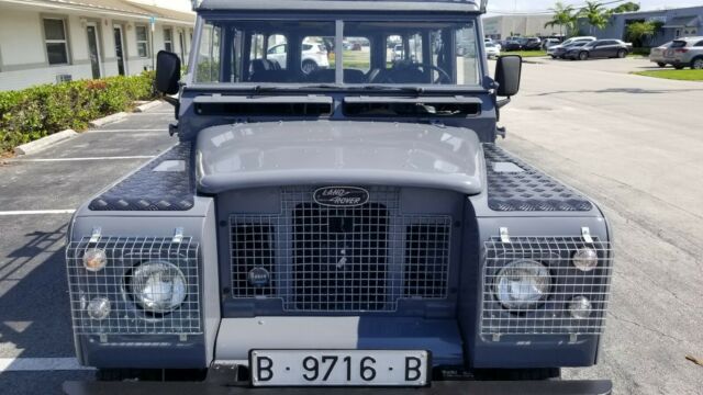 Land Rover IIA 1970 image number 30