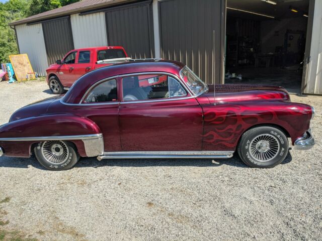 Oldsmobile Eighty-Eight 1949 image number 23