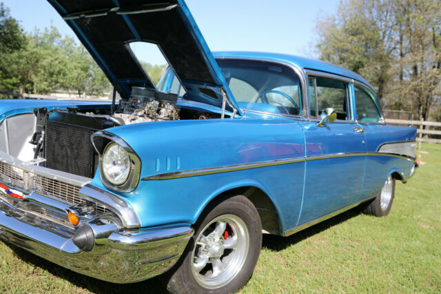 Chevrolet Bel Air/150/210 1957 image number 18