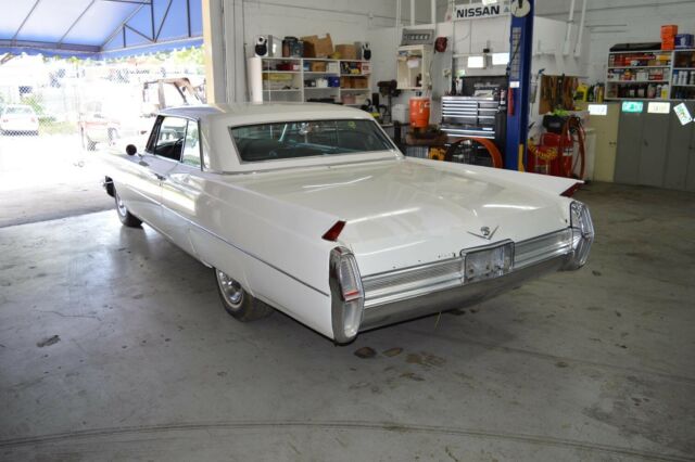 Cadillac DeVille 1964 image number 6