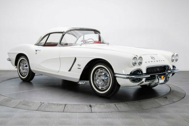 Chevrolet Corvette 1962 image number 10