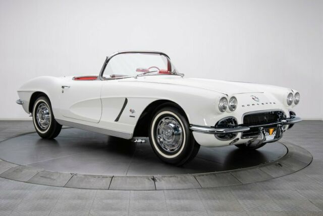 Chevrolet Corvette 1962 image number 33