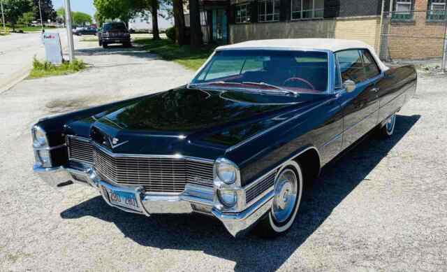 Cadillac coupe deville 1965 image number 0