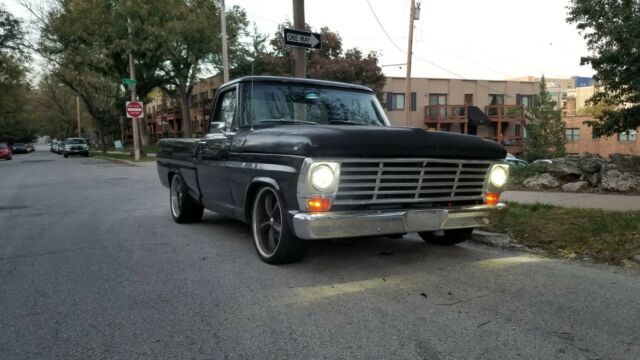 Ford F-100 1969 image number 0