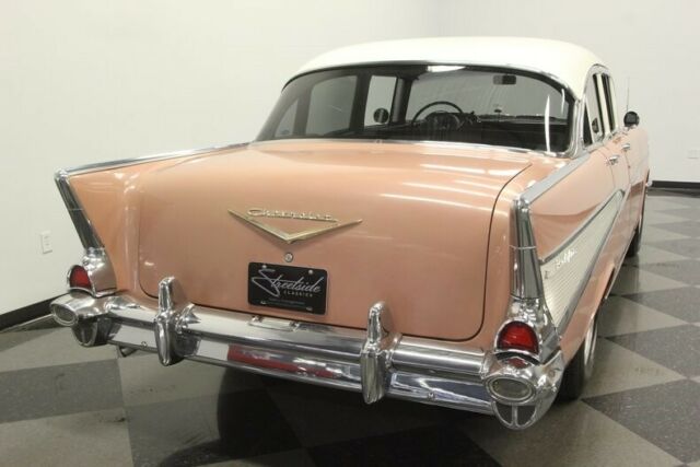 Chevrolet Bel Air/150/210 1957 image number 12