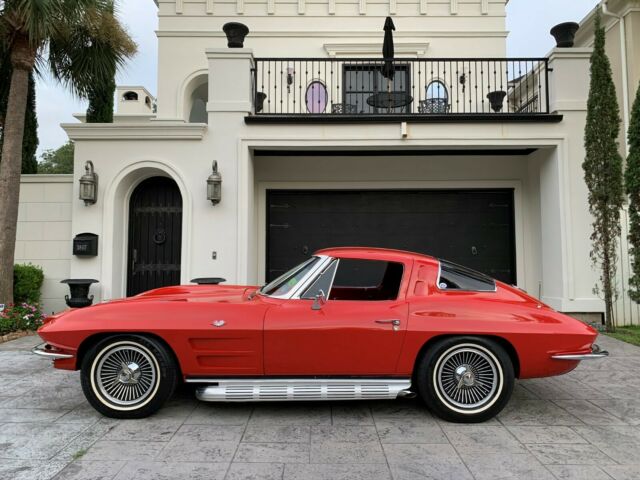 Chevrolet Corvette 1963 image number 0