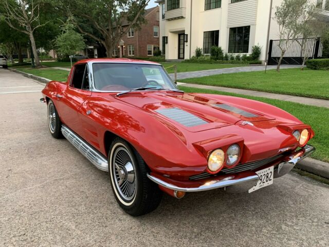 Chevrolet Corvette 1963 image number 12