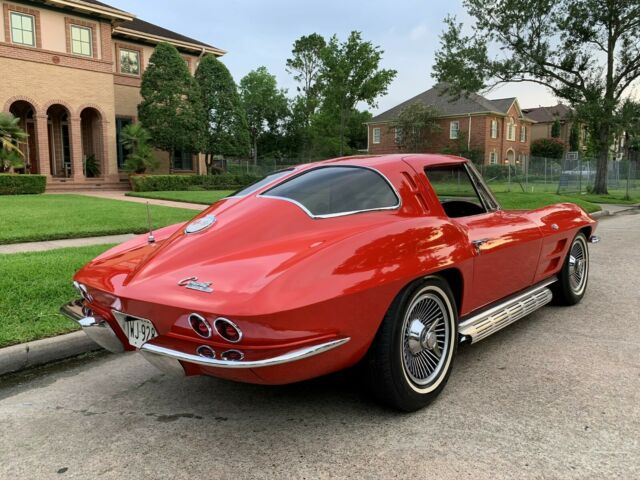 Chevrolet Corvette 1963 image number 31