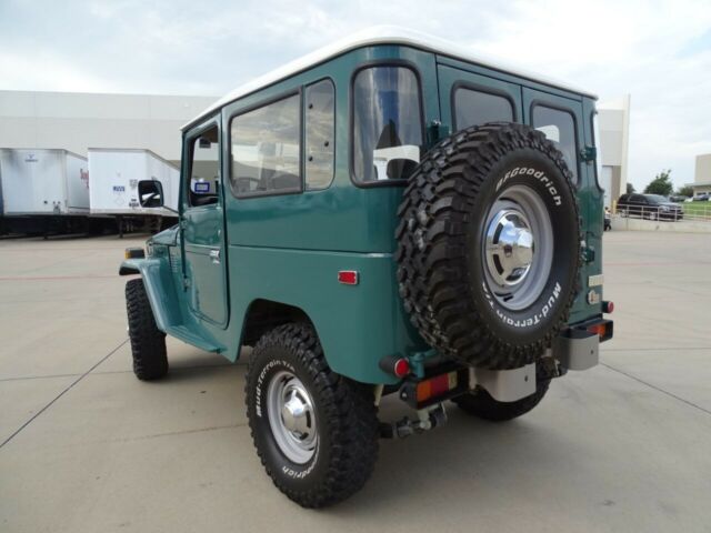 Toyota FJ Cruiser 1978 image number 10